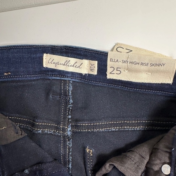 BNWT Unpublished Ella-Sky High rise jeans - Picture 6 of 6